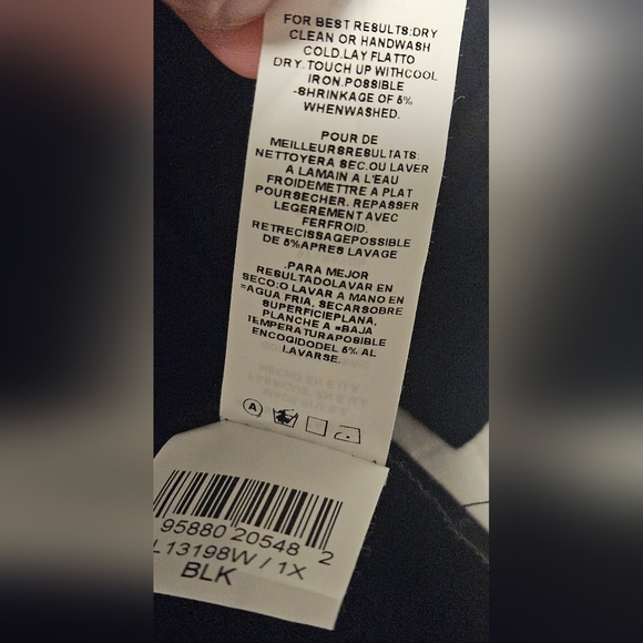 NWT Karen Kane Star Print Plus Size Top: Black W/Purple: Size- 1X - Picture 13 of 13